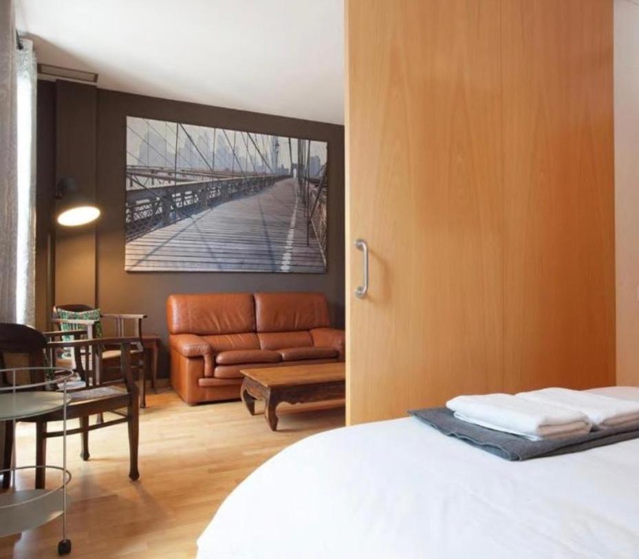 Sweet Bcn Rambla 48 Apartment Barcelona Bagian luar foto
