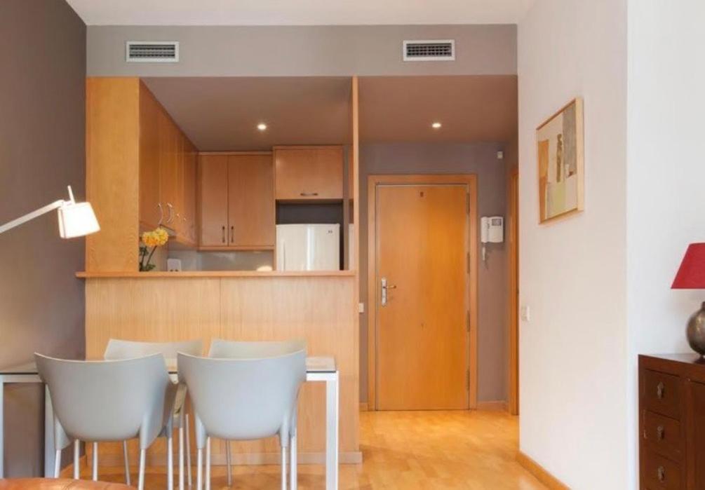 Sweet Bcn Rambla 48 Apartment Barcelona Bagian luar foto